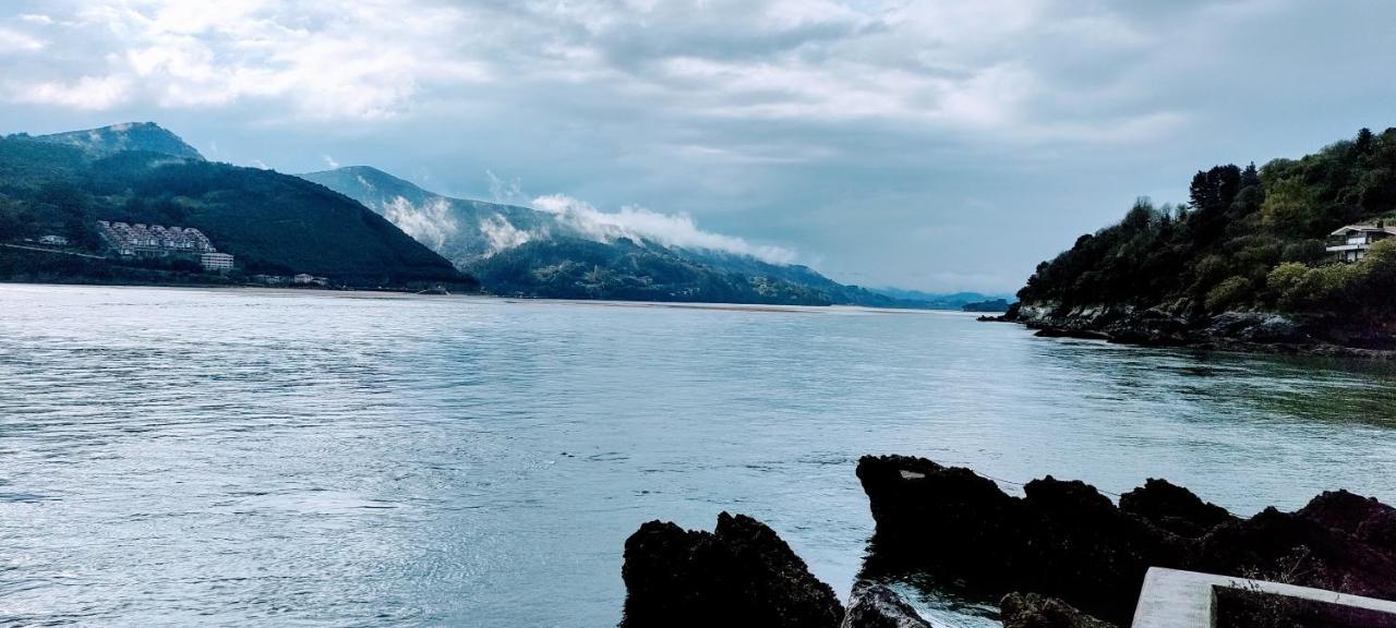 Piso Turistico Mundaka Con Opcion A Garaje Leilighet Eksteriør bilde